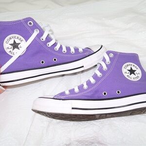 purple converse